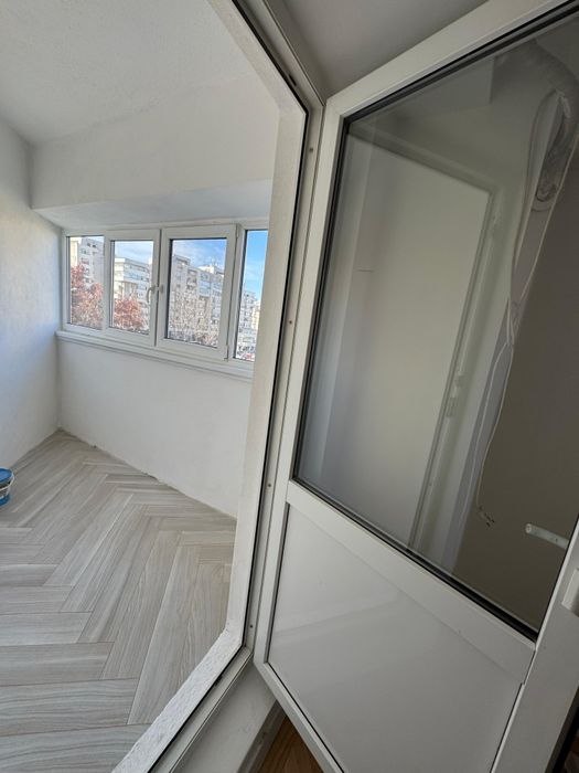 Inchiriez apartament centru McDonald's, 2 camere, vedere superba