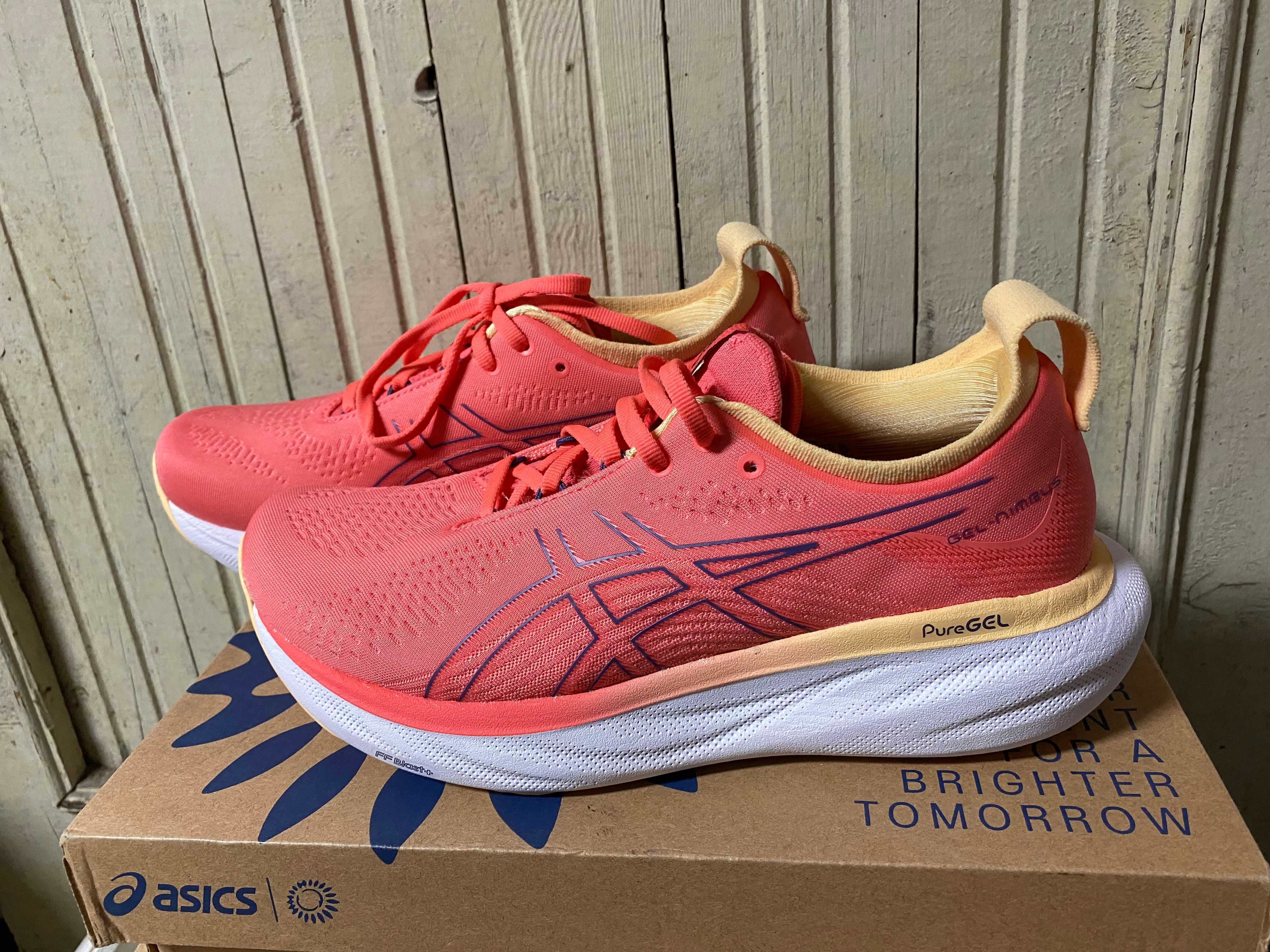 ''ASICS Gel-Nimbus 25''оригинални маратонки 41 номер