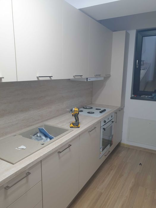 Montez mobila demontez