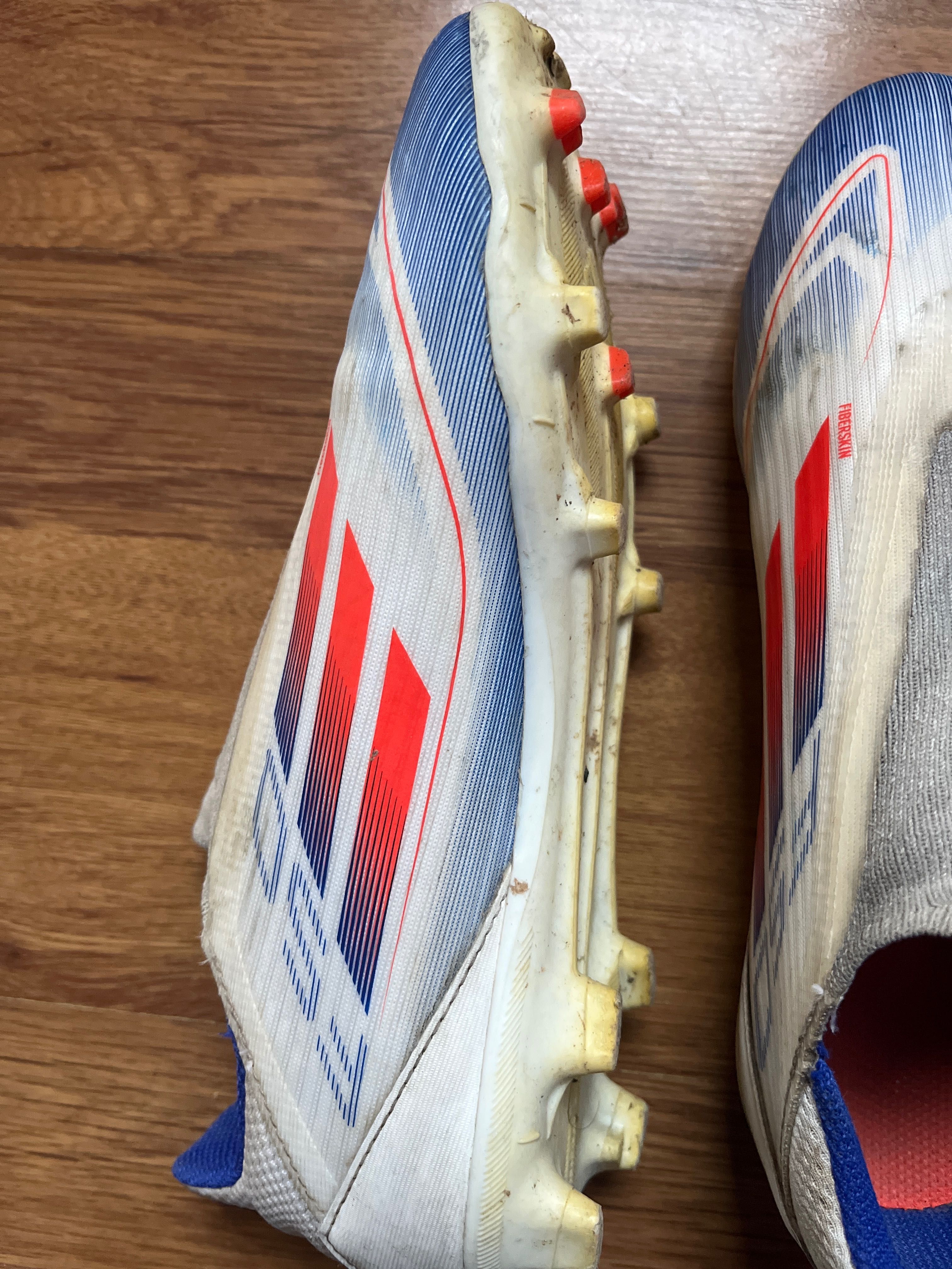 Бутонки Adidas f50