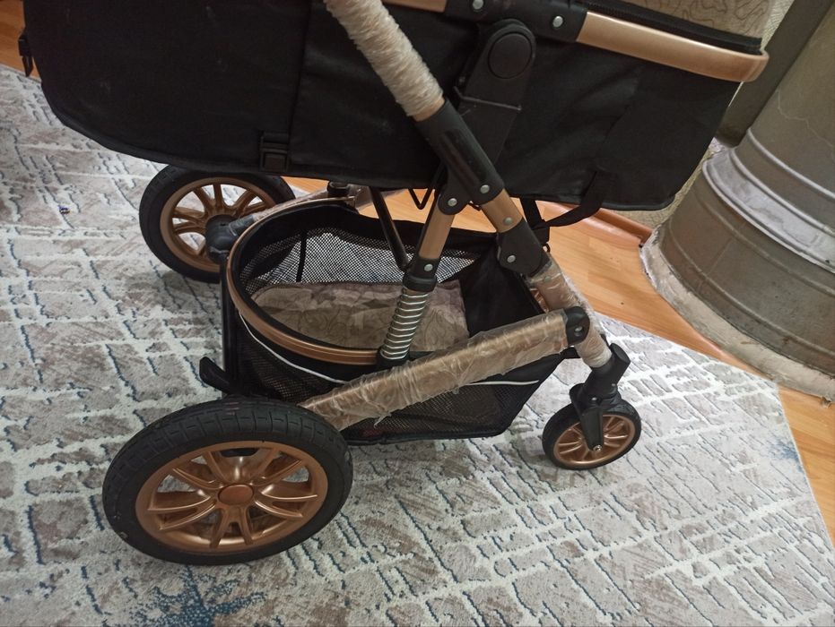 Детская коляска до 1-2 годиков