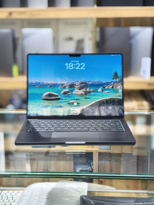 Macbook pro m4 16 gb 512 gb