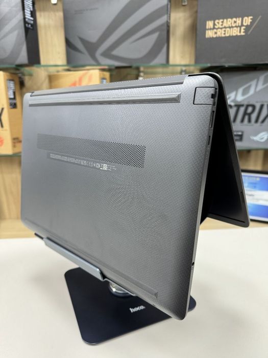 HP 250 G9, Intel core i5, 1235U, 8GB DDR, 512 SSD