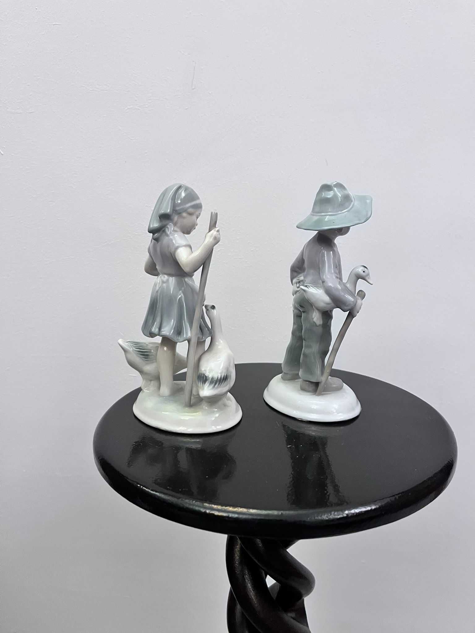 Set statuete bibelouri germane MO Metzler & Ortloff bibelou portelan