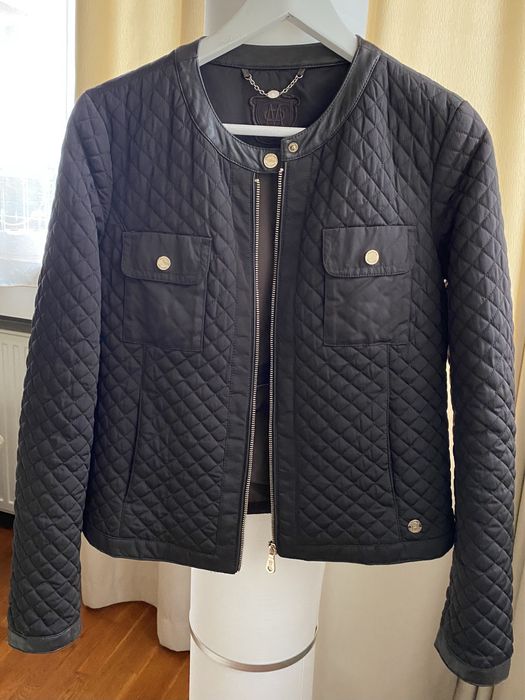 Jacheta Massimo Dutti matlasata scurta