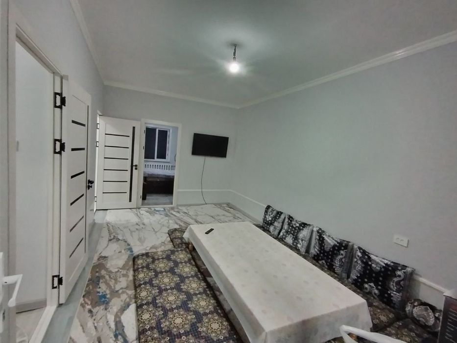 Юнусабад 8 квартал. Продается квартира 2/1/4