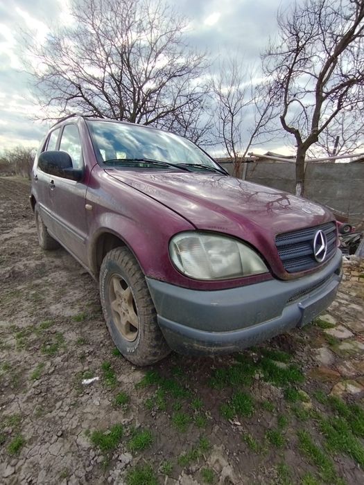 Mercedes ML 2.3 Benzina