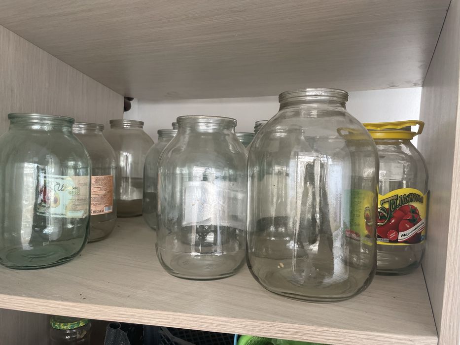 Банки разные от 2л до 3л