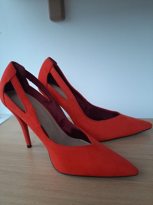 Pantofi marimea 37(ingust)