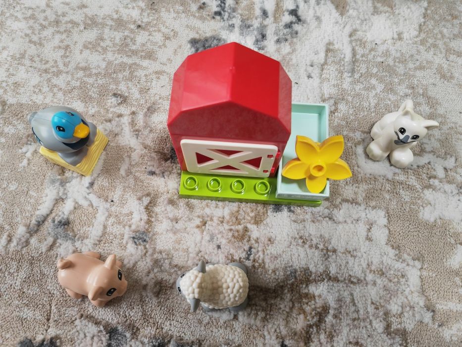 LEGO DUPLO - Animalele de la ferma 10949,