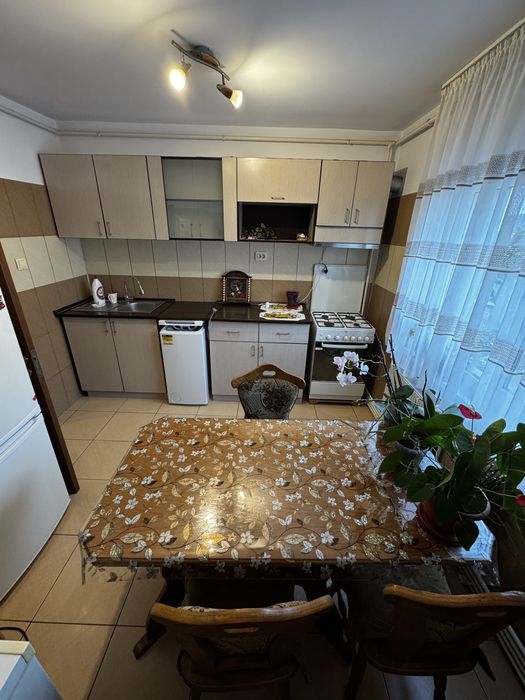 Apartament de închiriat 2 camere Unirii Nord