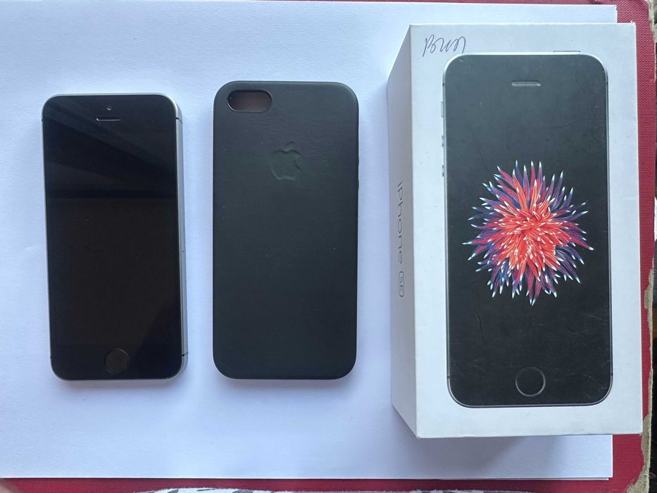 КАТО НОВ !!! iPhone SE - ЧЕРЕН - 16GB - Фабрично Отключен