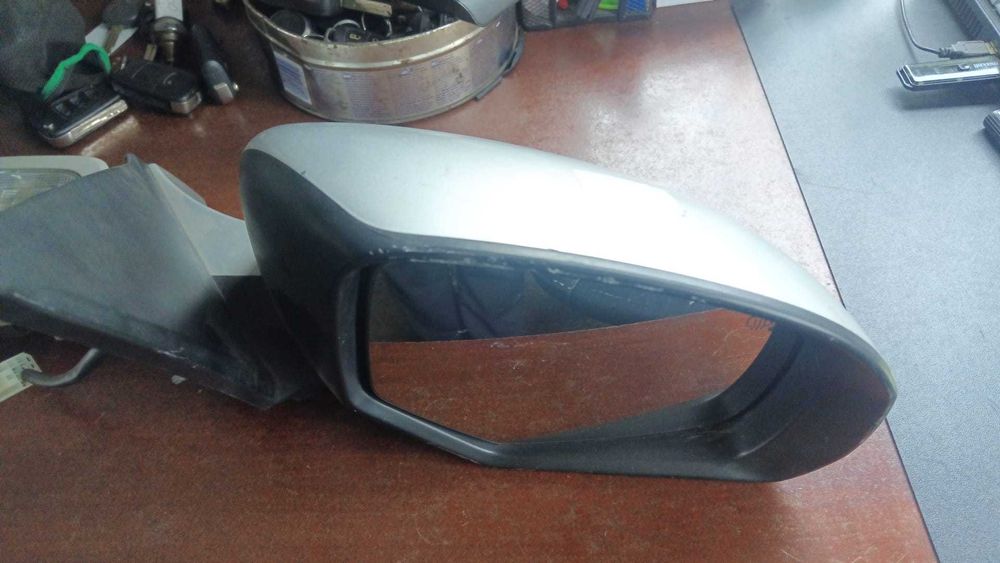 Дясно огледало SUZUKI SWIFT след 2011г. 84701-68L11-ZCC