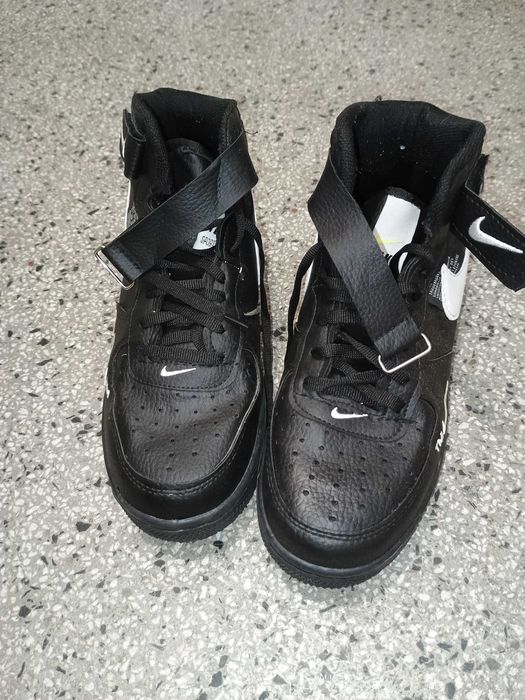 Продавам маратонки Nike