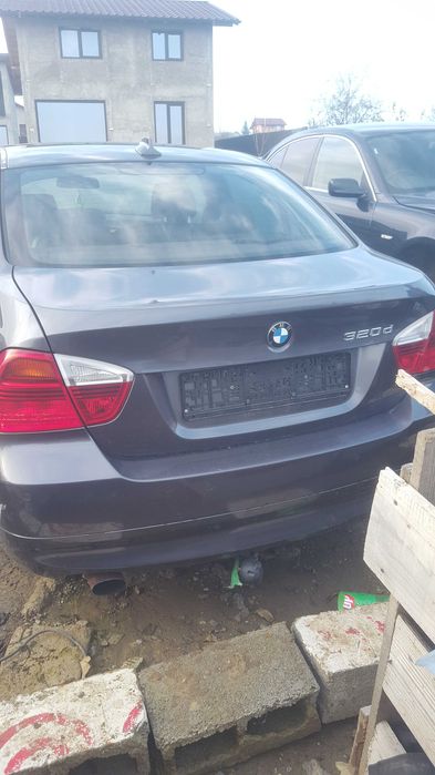 portbagaj capota spate luneta bmw e46 e39 e60 e65 e90