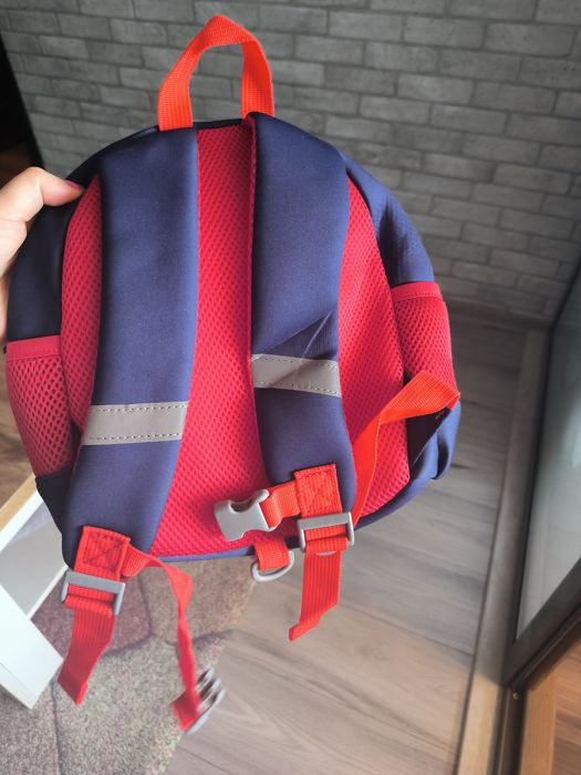 Ghiozdanel nou copil