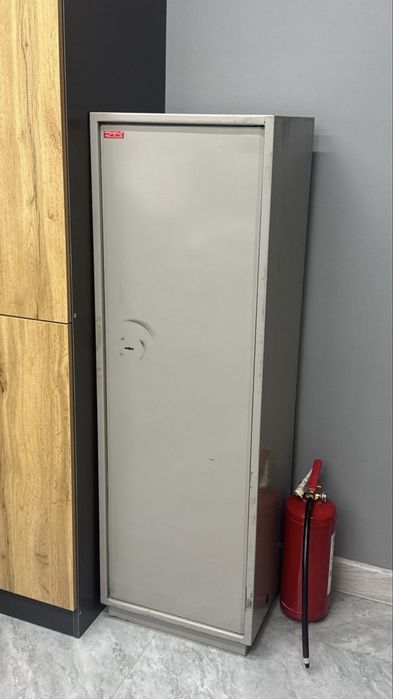 Продаю Металлический Сейф