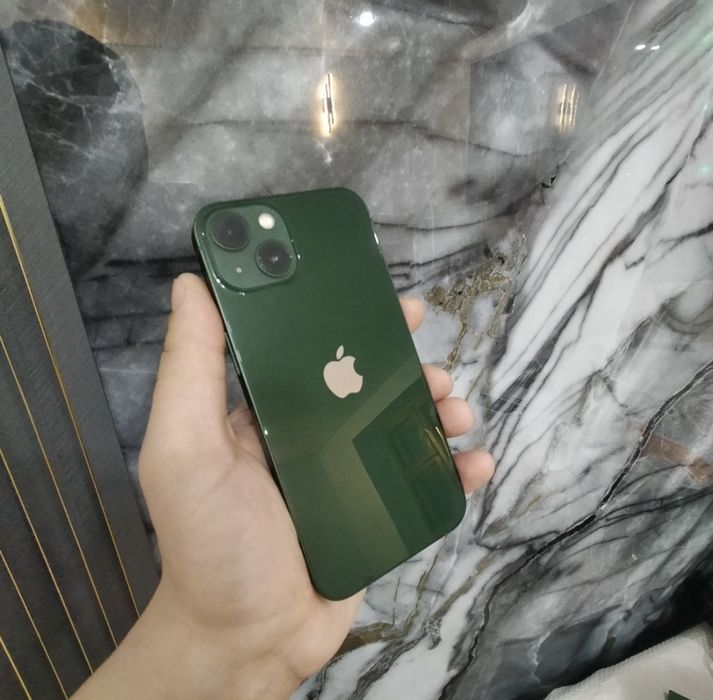 Продам Iphone 13 128 гб