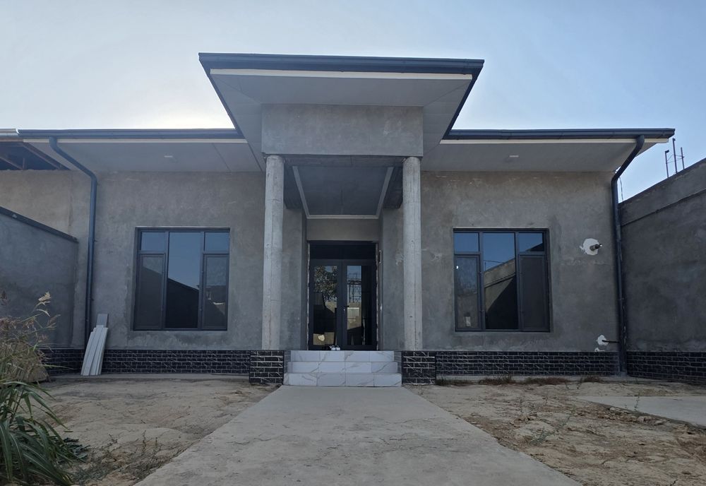 Кибрай тумани Бурота маҳалласида 2.3 сотих 3 хона янги уй сотилади.