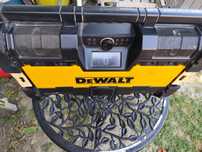 Boxa dewalt blootut