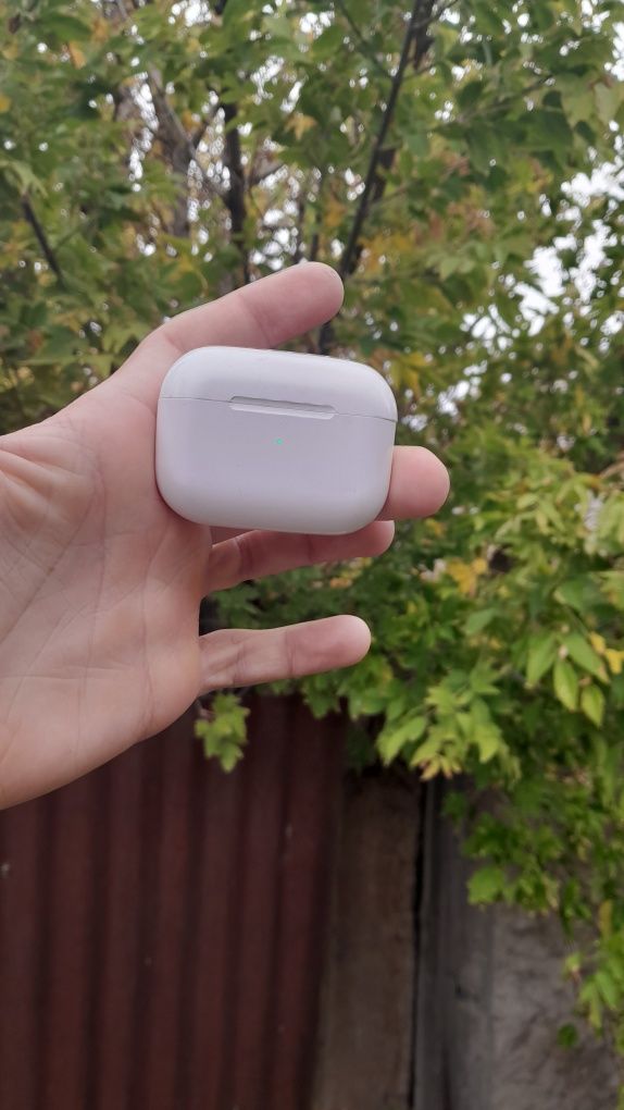 Air Pods pro состояние нормальной