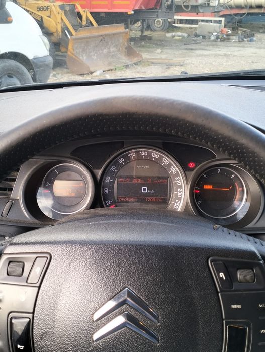 Vând Citroen C5 .