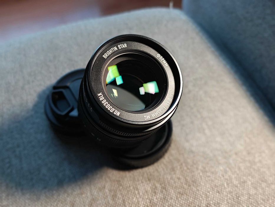 Brightin Star 35mm F0.95 APS-C Manual Focus Lens for Fujifilm X