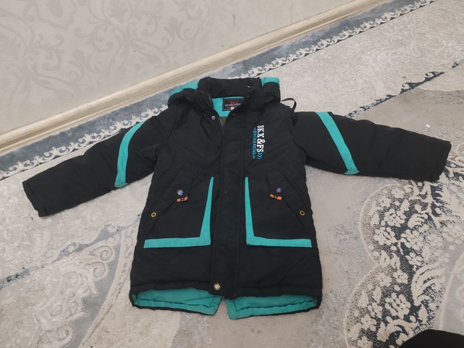 Отдам бесплатно куртку зимнюю