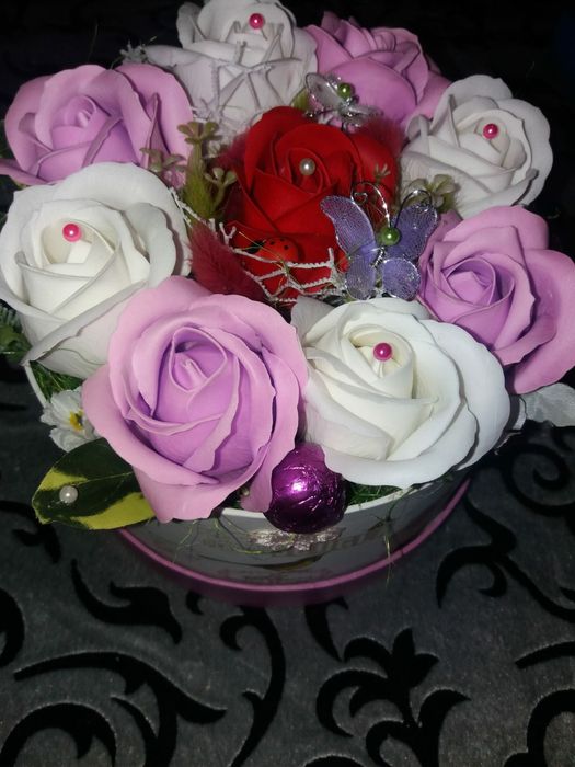 Aranjamente trandafiri de sapun