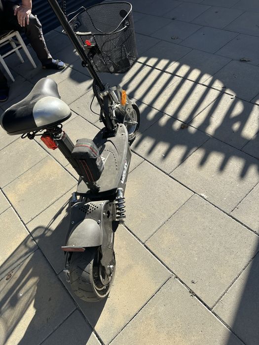 Bicicleta si trotineta electrica