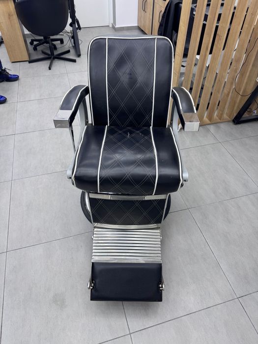 Scaune de frizerie coafor