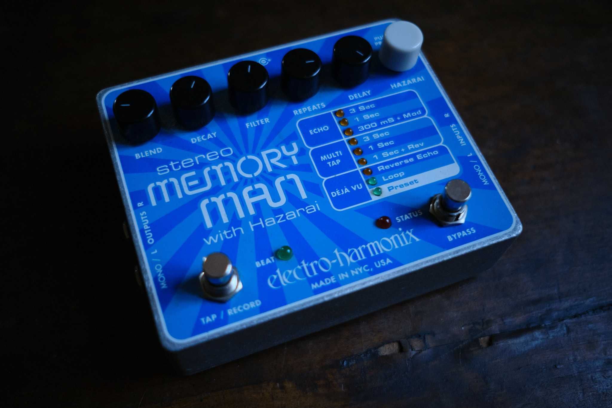 Electro-Harmonix Memory Man Stereo with Hazarai pedala delay looper