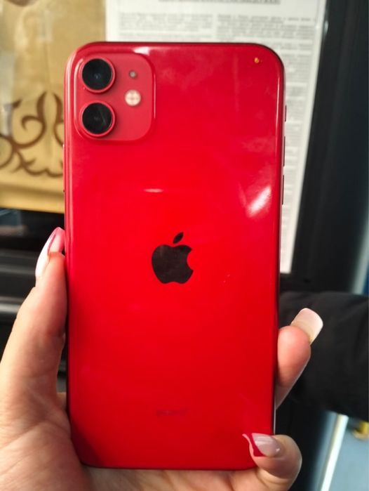 Айфон 11 в хорошем состояние