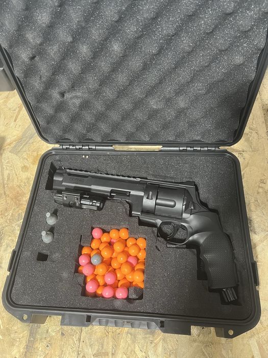 Umarex HDR 68 cal   20 Joule.