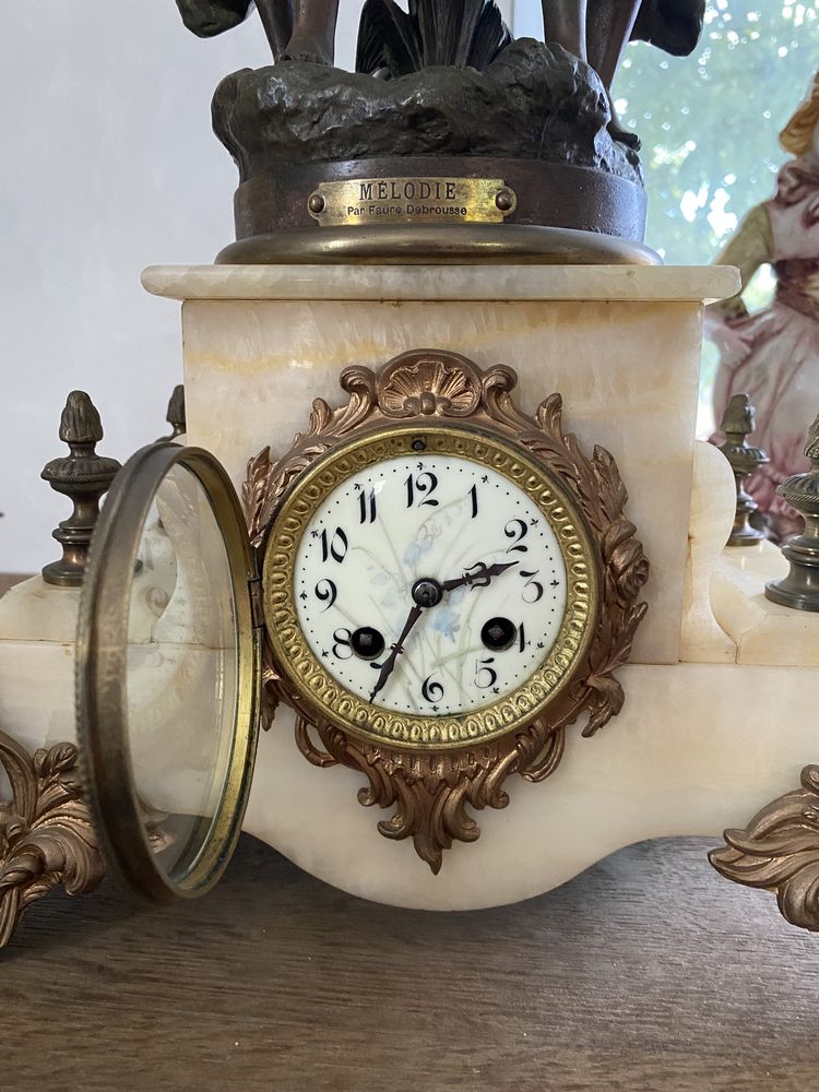 Античен френски колекционерски часовник