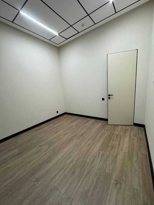 Сдаю В Аренду 85 м² Офис Nova Plaza. Pro Хинкали. Ц1