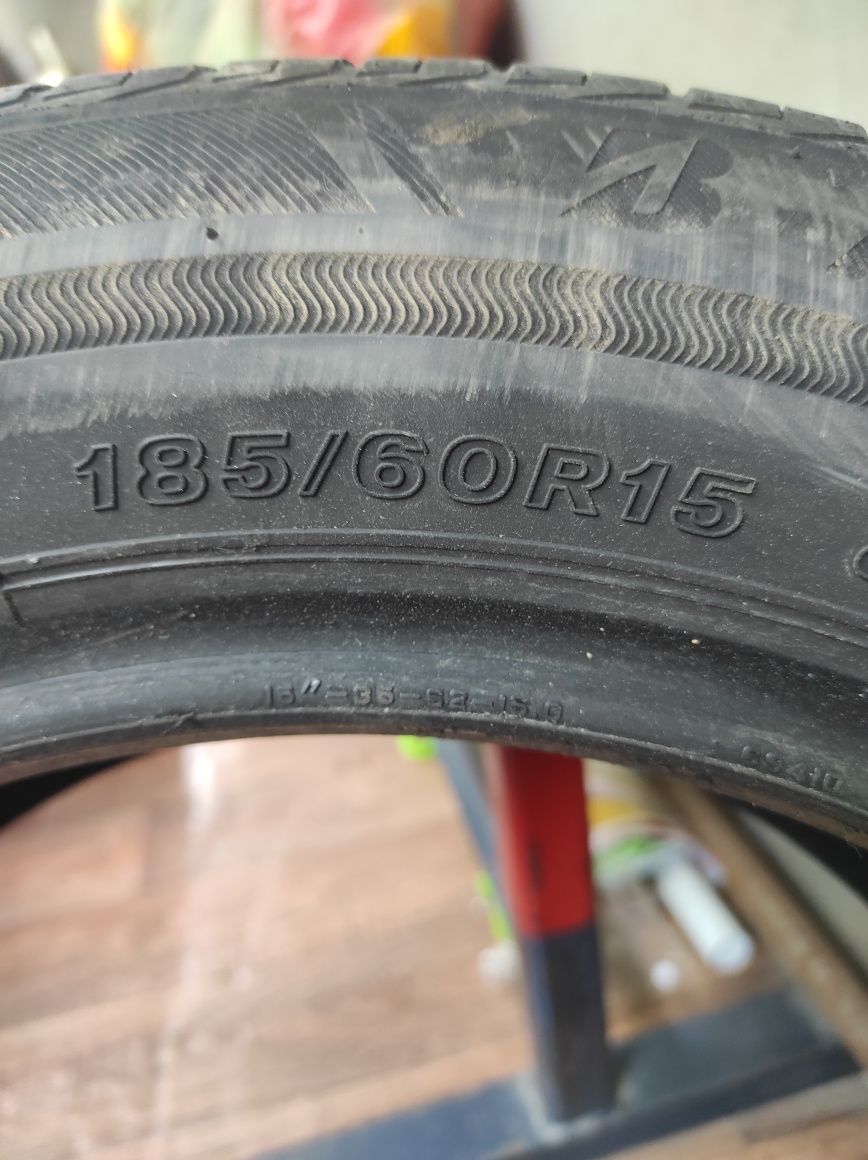 Продам  резину bridgestone