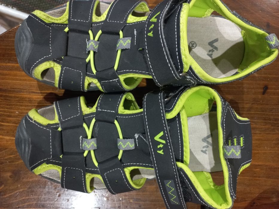 Сандали номер 34