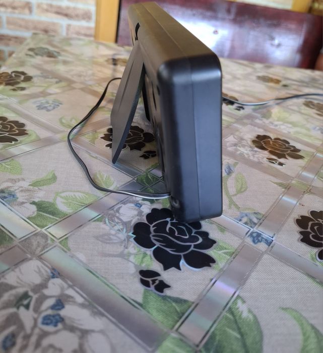 Ceas de masă cu alimentare  la priza