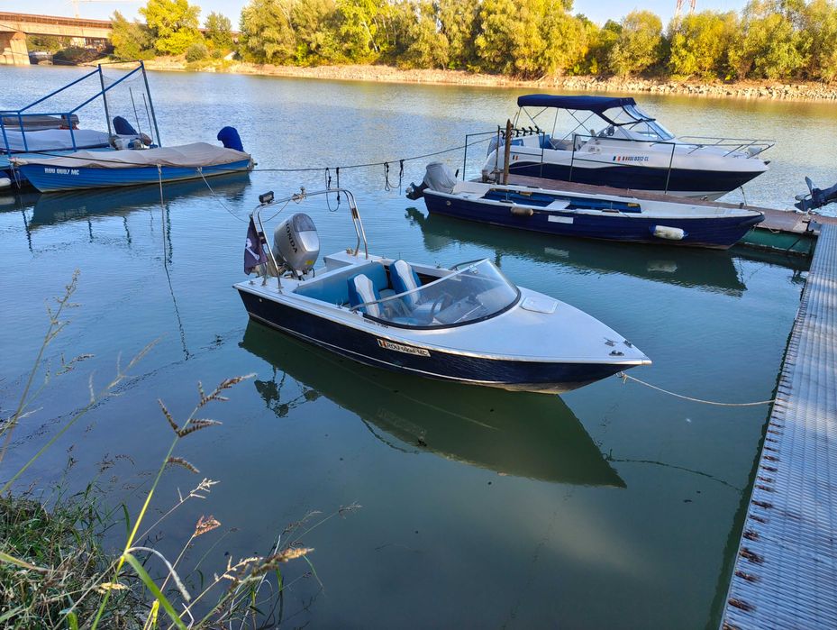 Barca Rebel 4m + motor Honda 40CP