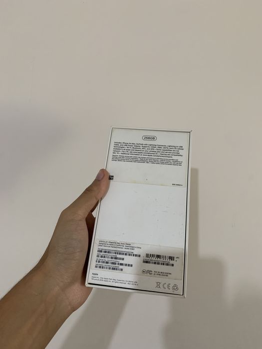 Iphone XS Max Karobkasi sotiladi