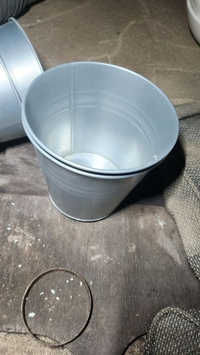 Продам кашпо , много