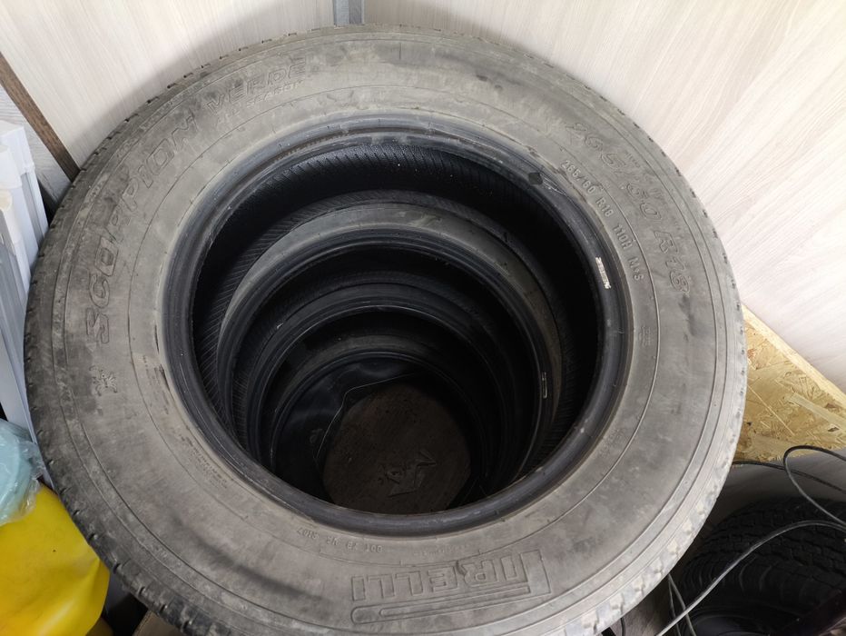 Продаю летние шины 265/60 R18, 40 тысяч за комплект.