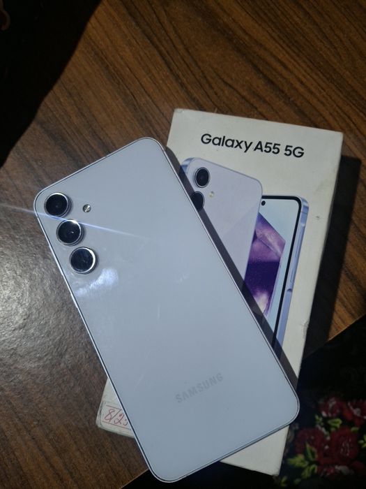 Samsung A55 256  вес комплект