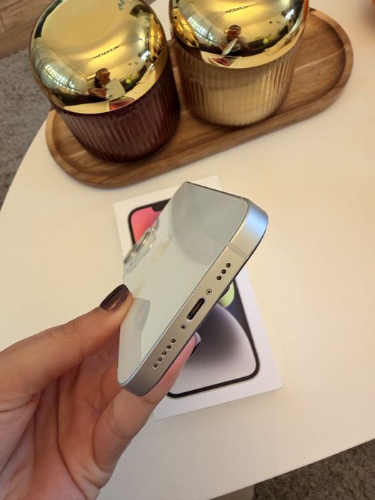 Iphone 14 - 128 GB бял