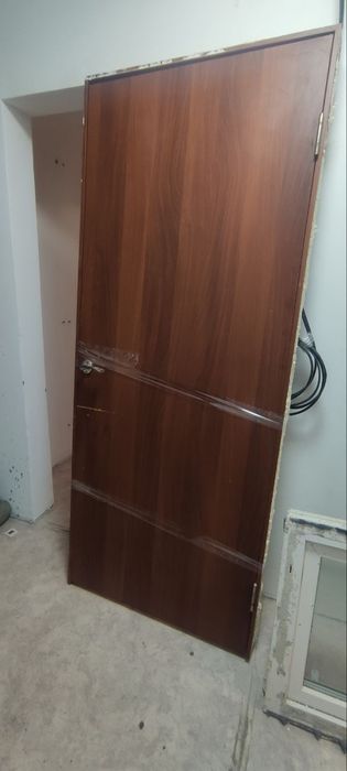 Продаются межкомнатные двери