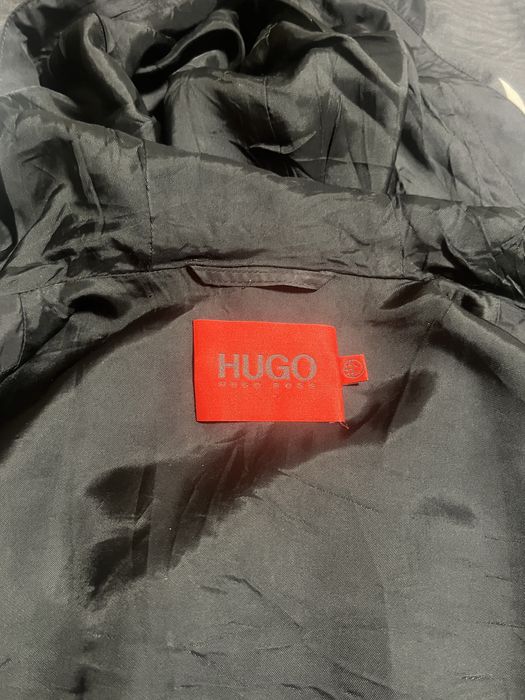 Яке ветровка hugo boss