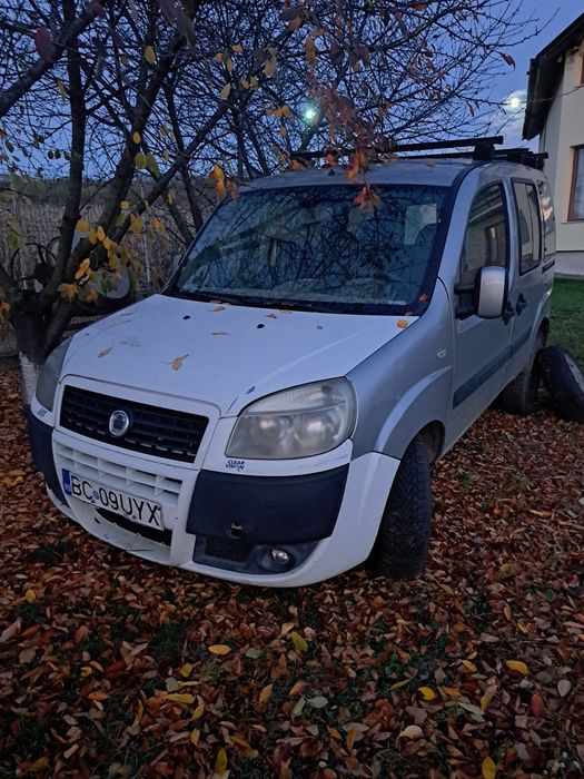 Vand/Dezmembrez fiat doblo