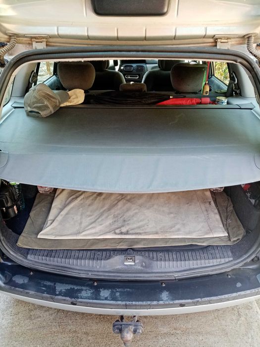 Продавам личния си автомобил