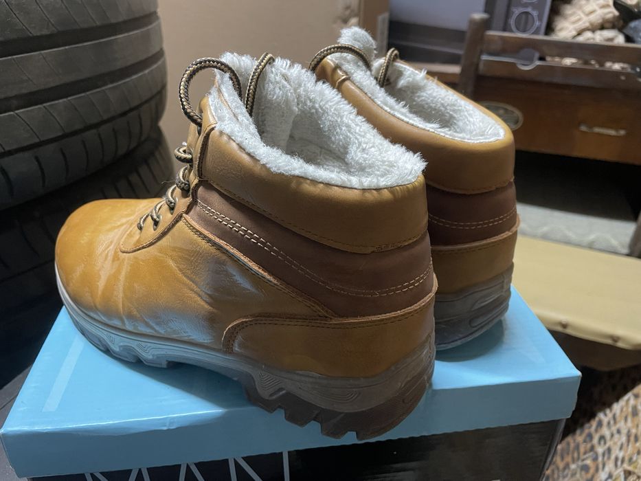 Зимни обувки Тенденз